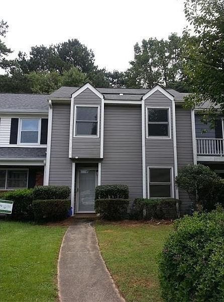 1st image of 1004 Afton Way SE