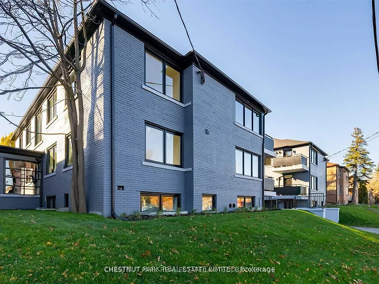 1472 Avenue Rd #4 — Photo 16