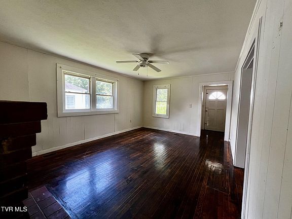 5th image of 505 Granada Pvt Ct