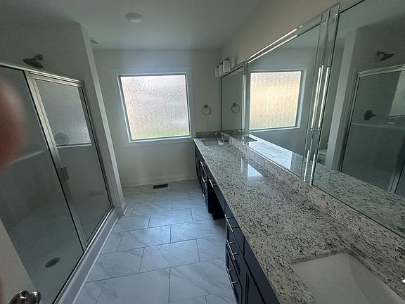 4th image of 652 Ramsey Rd