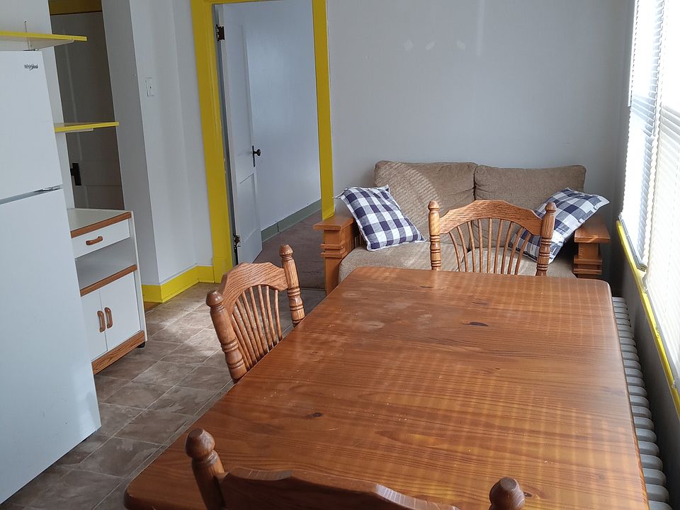 2nd image of 113 Myers Rd APT 7