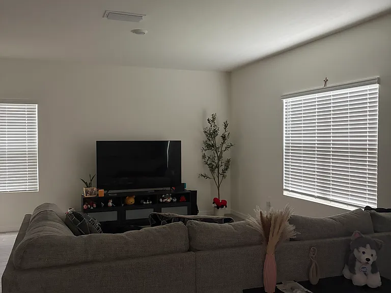 5124 SW 48th Ln — Photo 3