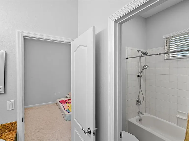 410 Sauvignon Way — Photo 25