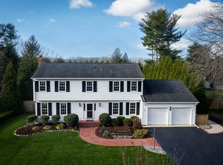 10 Norchester Dr, West Windsor, NJ 08550