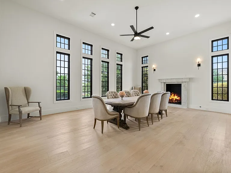 5345 Monterey Dr — Photo 13