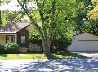 4420 26th Ave, Moline, IL 61265