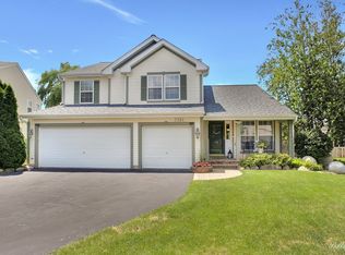 3361 Montgomery Dr, Lake In The Hills, IL 60156