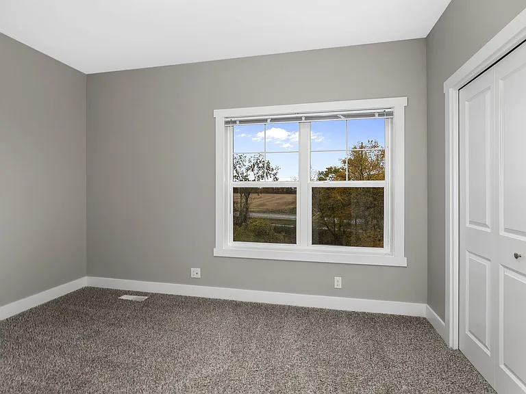 Jamestown Meadows — Photo 9