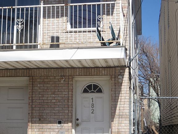 2nd image of 182 Fulton Ave