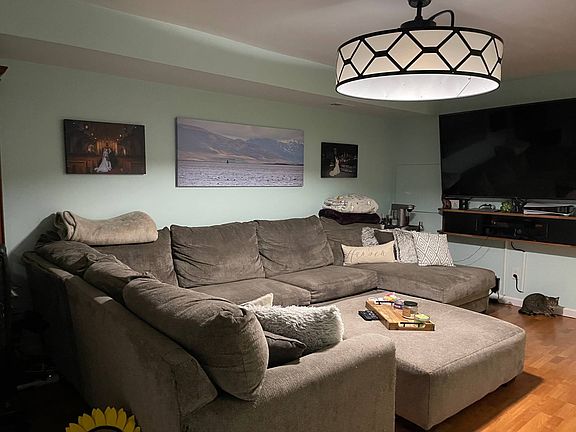 5th image of 4201 Amboy Rd APT 3