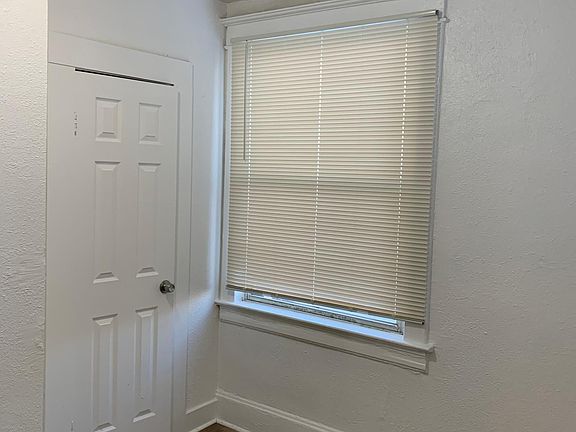 5th image of 1836 E 38th Ave