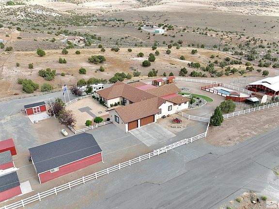 4th image of 200 Los Arboles Ln