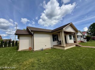 207 Cedar St, Loudon, TN 37774