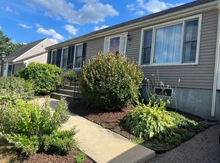 44 Country Side Rd, Bellingham, MA 02019