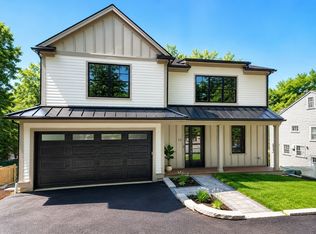 15 Conry Cres, Jamaica Plain, MA 02130