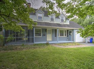 2081 W Riverview Ave, Decatur, IL 62522