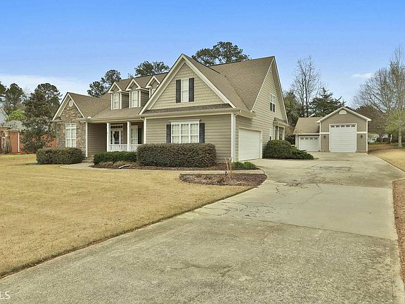 2nd image of 216 Cheshire Dr