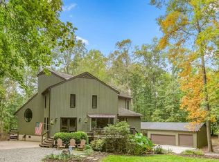 8207 Hunting Cog Rd, Oak Ridge, NC 27310