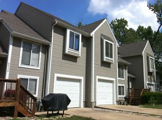 8933 Hauser St, Lenexa, KS 66215