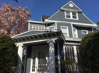 302 Summit Ave, Mount Vernon, NY 10552