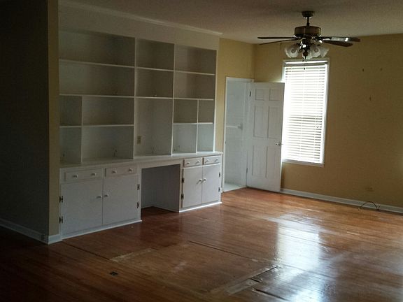 4th image of 86 W Louisville St