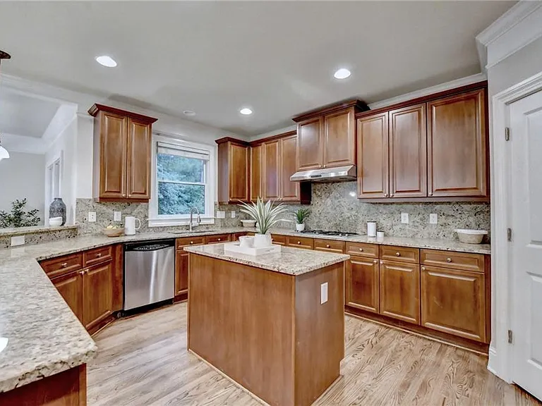9848 Talisman Dr — Photo 28