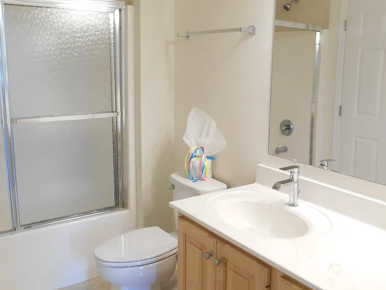 Amberley at Blue Bell Apartments — Photo 42
