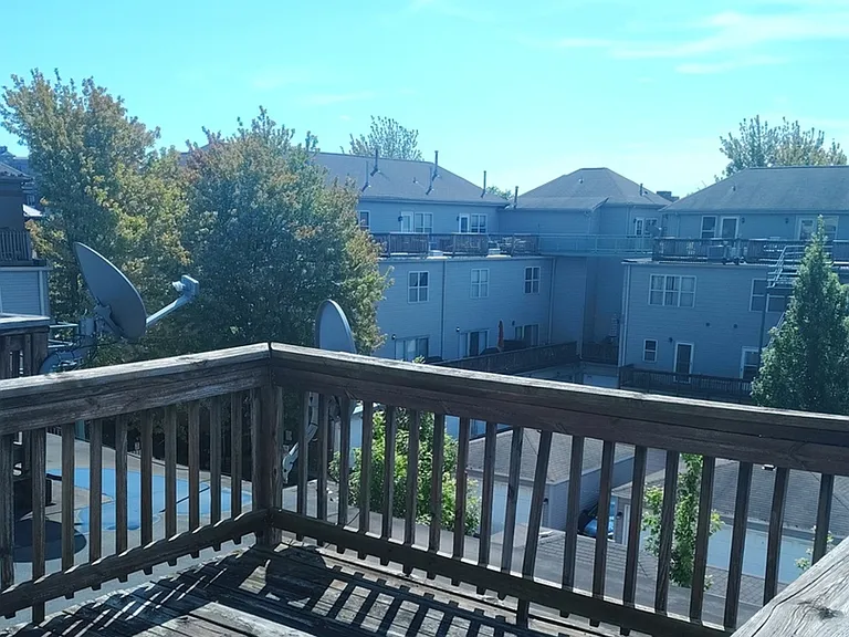 2367 E 70th Pl #1A — Photo 27