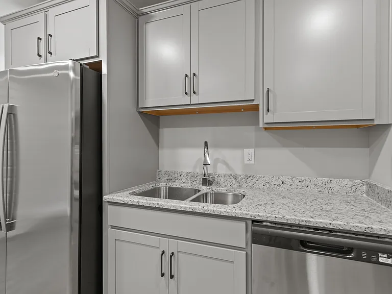 Lucas Ferry Townhomes — Photo 69