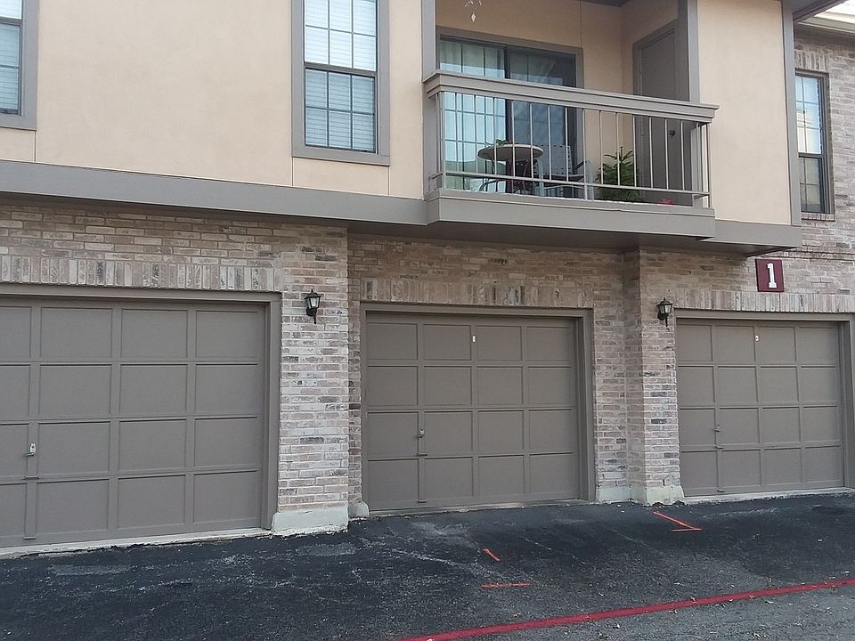 1st image of 11839 Parliament Dr #122