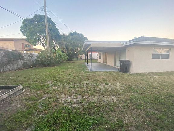 2nd image of 701 Clear Lake Ave
