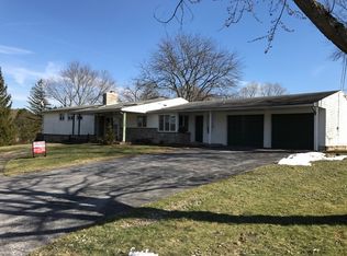 1280 Summit Dr, Bellefonte, PA 16823