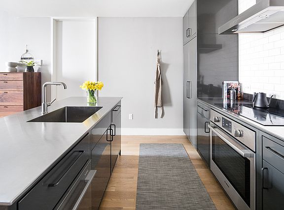 3rd image of 440 Atlantic Ave APT 4B