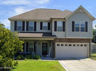 206 Hidden Oaks Dr, Jacksonville, NC 28546