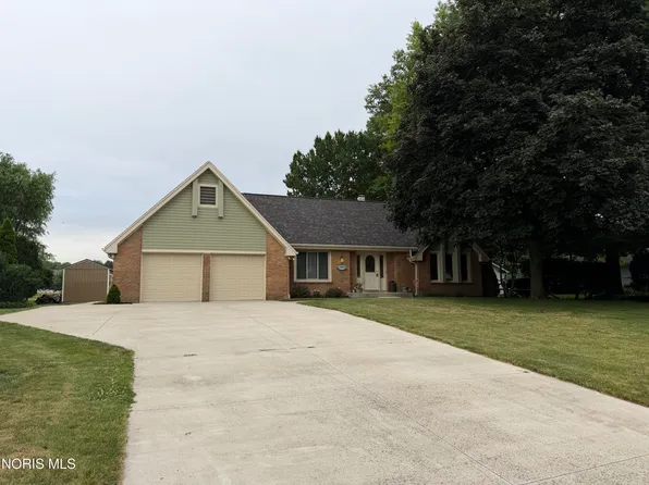 2956 W Byrnwyck Rd, Maumee, OH 43537