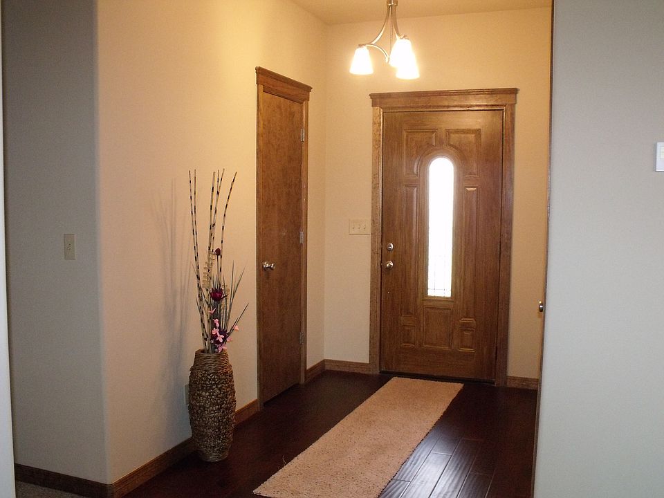 1st image of 14616 S Robinson Ave