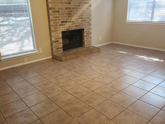 3rd image of 3310 Dunliegh Dr #B