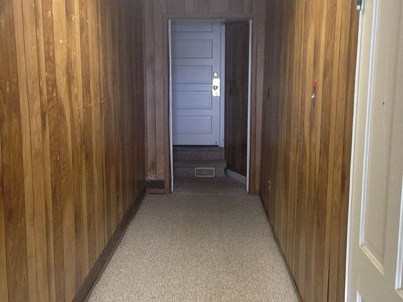 2nd image of 110 S 4th St