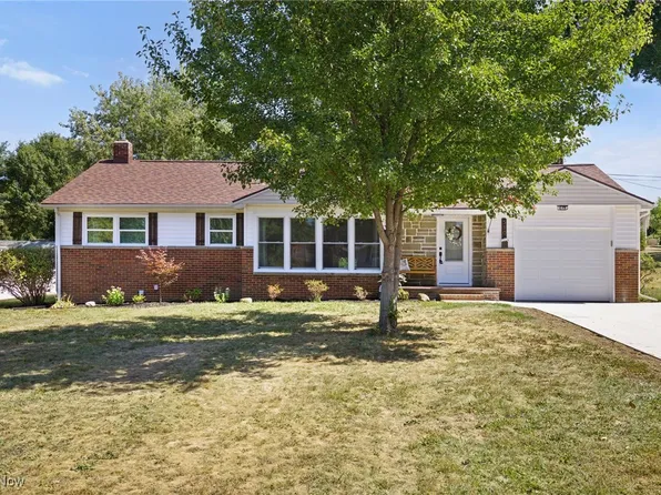 510 Sycamore Dr, Louisville, OH 44641