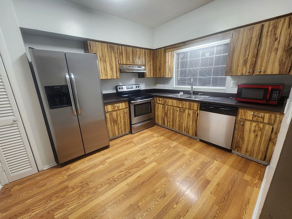 1st image of 11730 Wesson Cir W