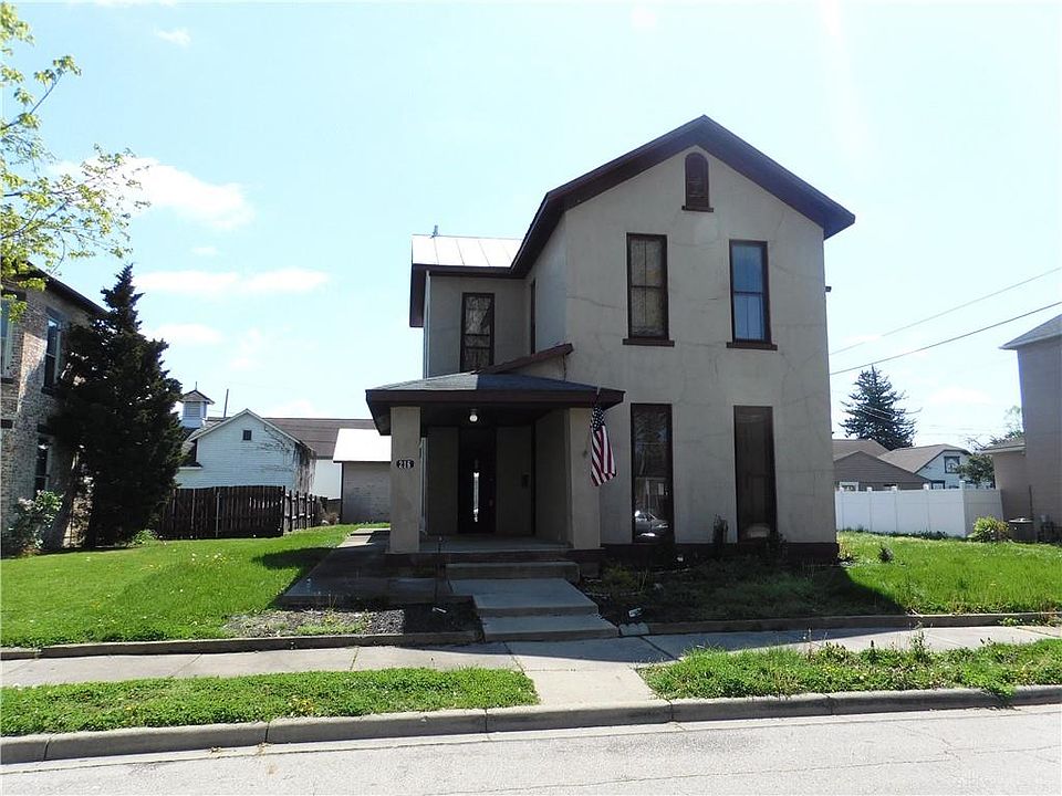 1st image of 216 N 4th St