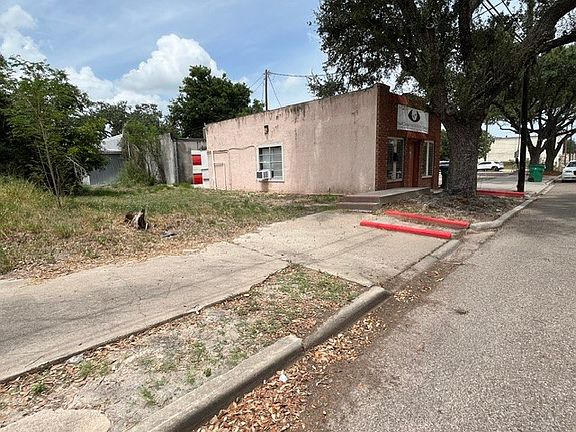 2nd image of E Miller St