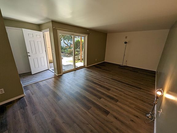 5th image of 720 Washington Ave N APT 106