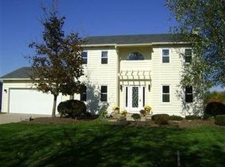 2275 White Marsh Dr, Twinsburg, OH 44087