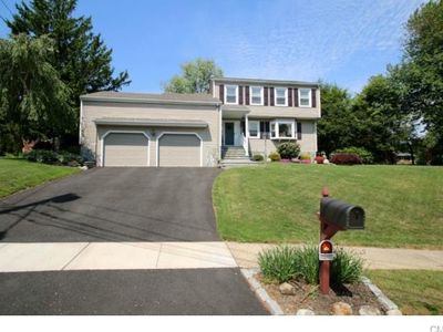 110 Gina Cir, Stratford, CT, 06614
