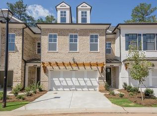 2013 Towneship Trl, Roswell, GA 30075