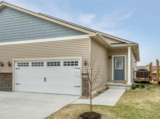 725 Sawgrass Dr, Norwalk, IA 50211