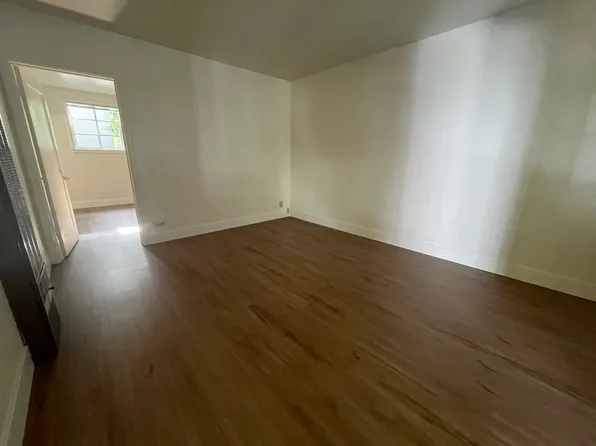 1220 P St APT 5, Sacramento, CA 95814