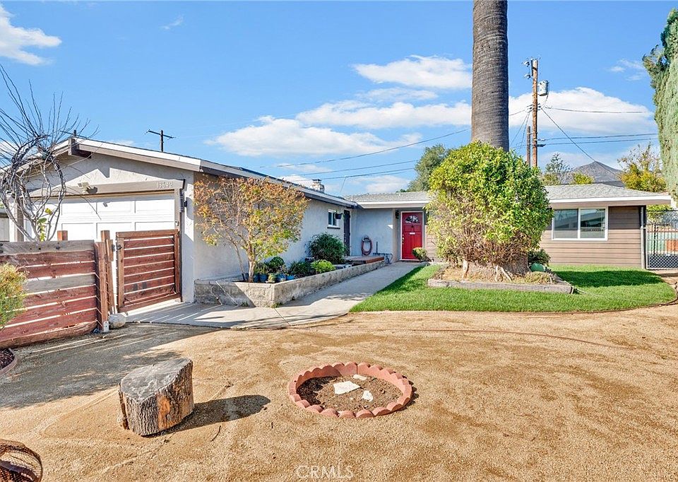 1st image of 13642 Phillippi Ave