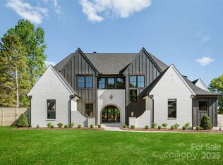 20400 Rainbow Cir, Cornelius, NC 28031